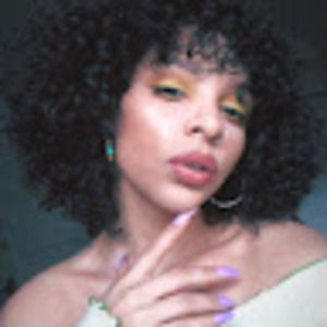 Meet your Posher, Bibi